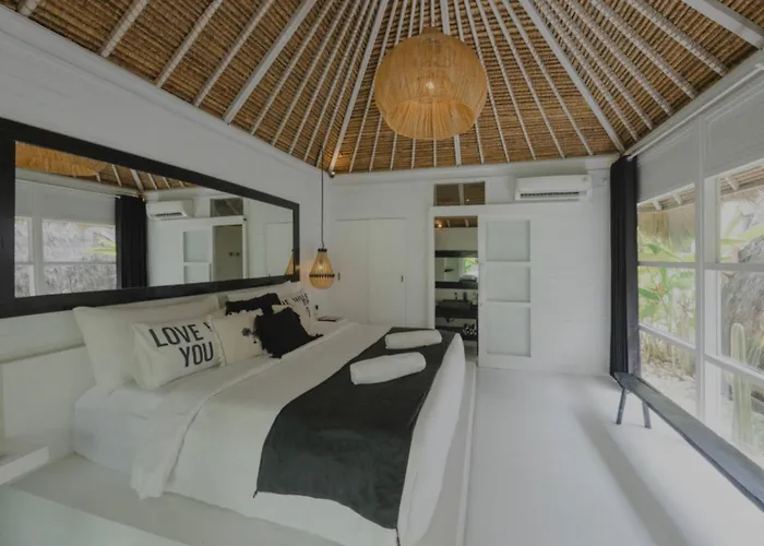 White Palm Uluwatu - Wellness & Recovery Retreat - 2 Min Walk To Balangan Beach